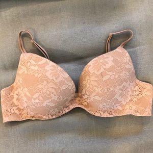 Victoria’s Secret Secret Embrace underwire bra